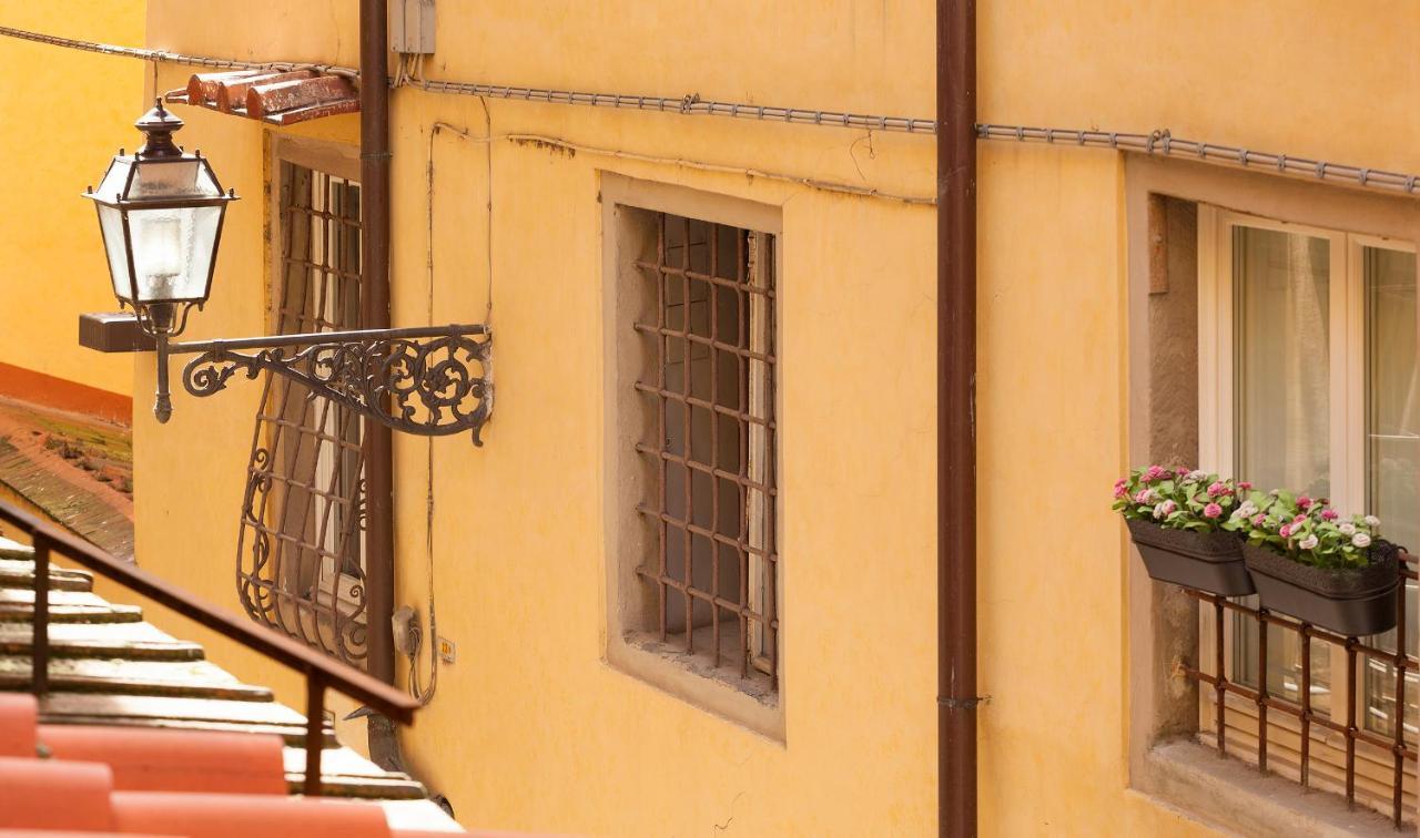 Tornabuoni - Flo Apartments ฟลอเรนซ์ ภายนอก รูปภาพ